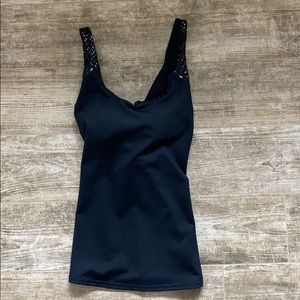 Alo Yoga tank - SMALL
